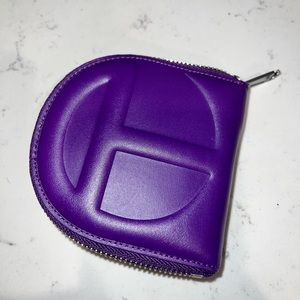 Telfar wallet